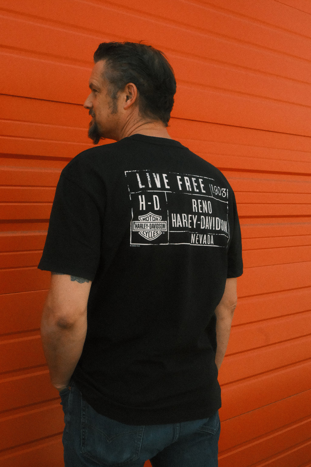 Free Banner Storm - T-Shirt