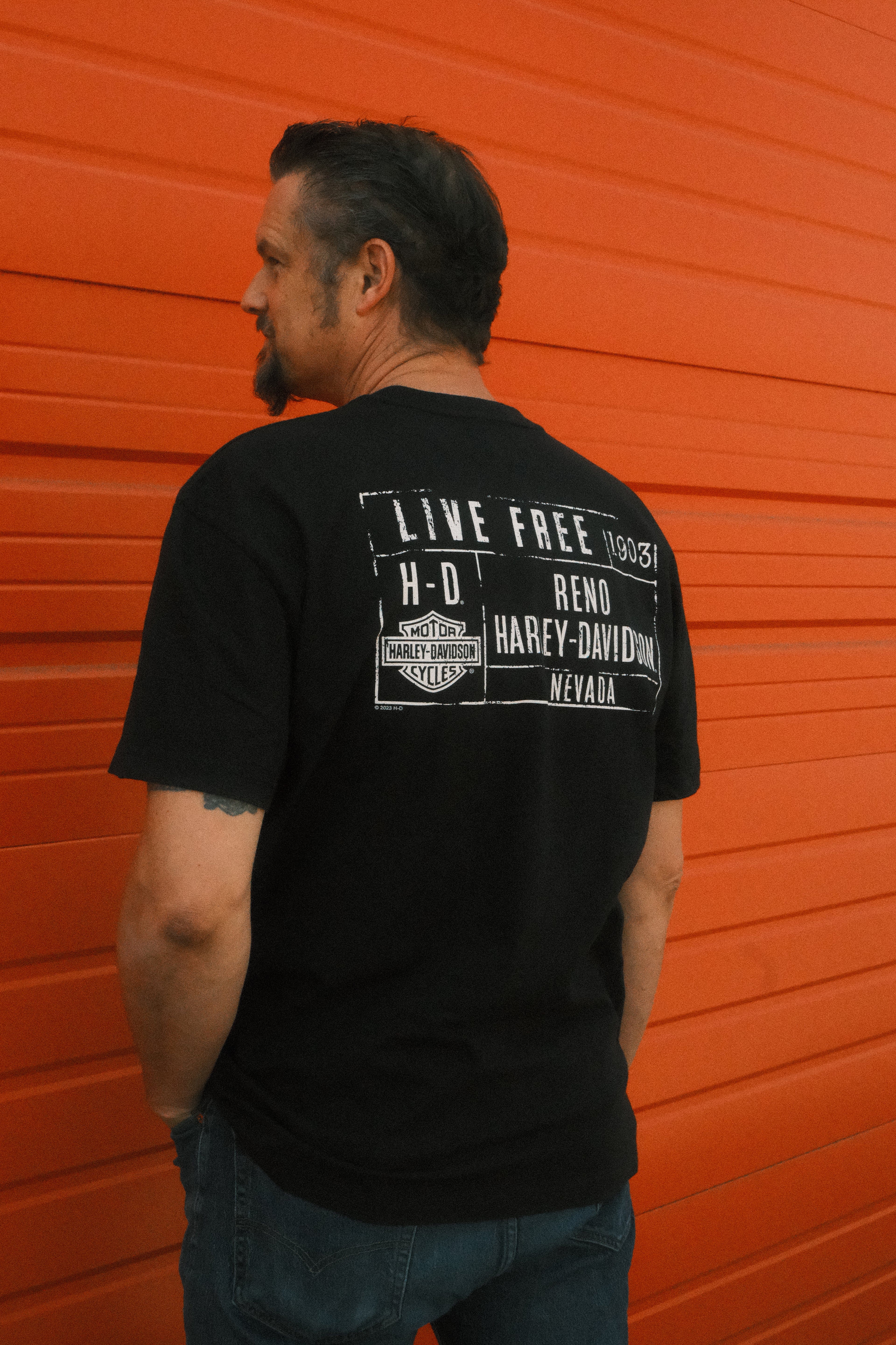 Free Banner Storm - T-Shirt