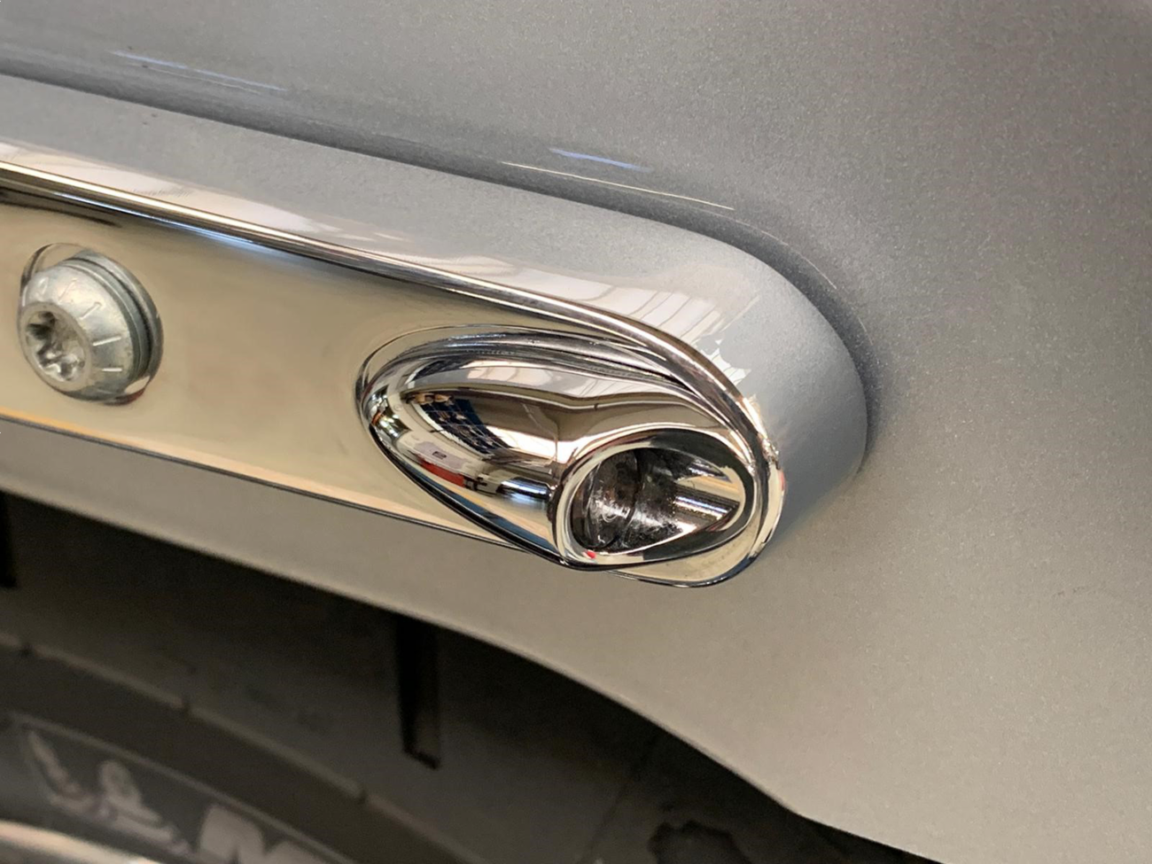 Neowise 3-1 Mini Fender Strut Indicator Lights