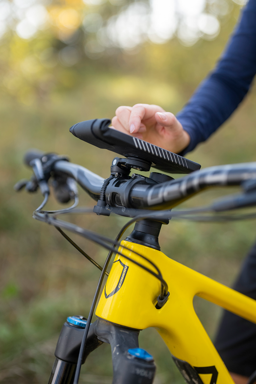 Universal Case Holder Kit