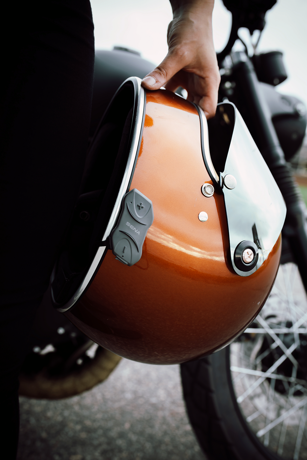 10R Low-Profile Bluetooth® Headset & Intercom